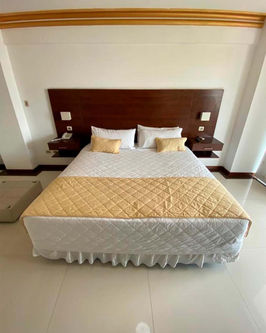 Prince Hotel Santa Cruz de La Sierra Dış mekan fotoğraf