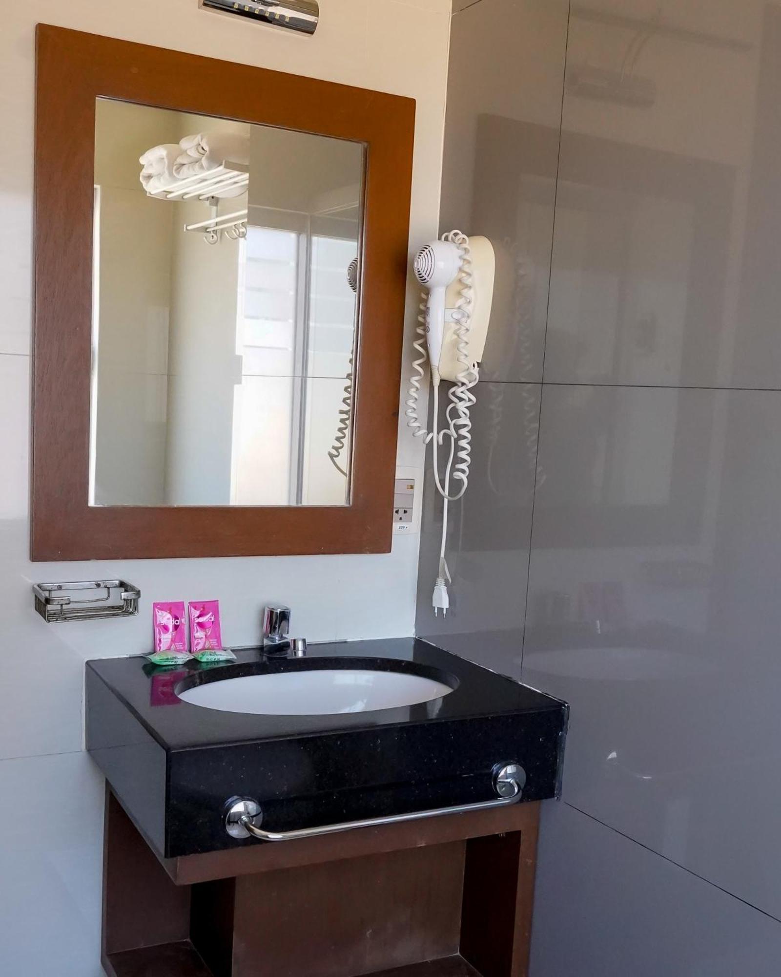 Prince Hotel Santa Cruz de La Sierra Dış mekan fotoğraf