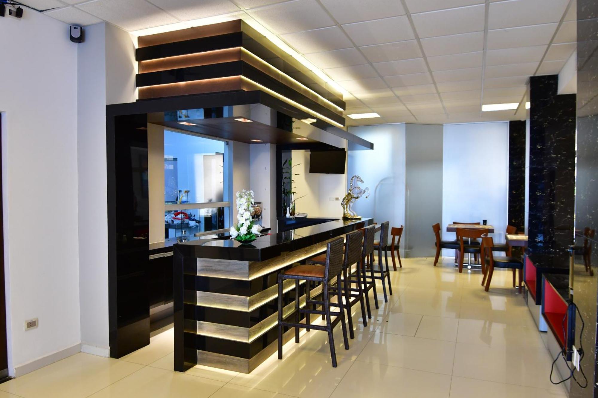 Prince Hotel Santa Cruz de La Sierra Dış mekan fotoğraf