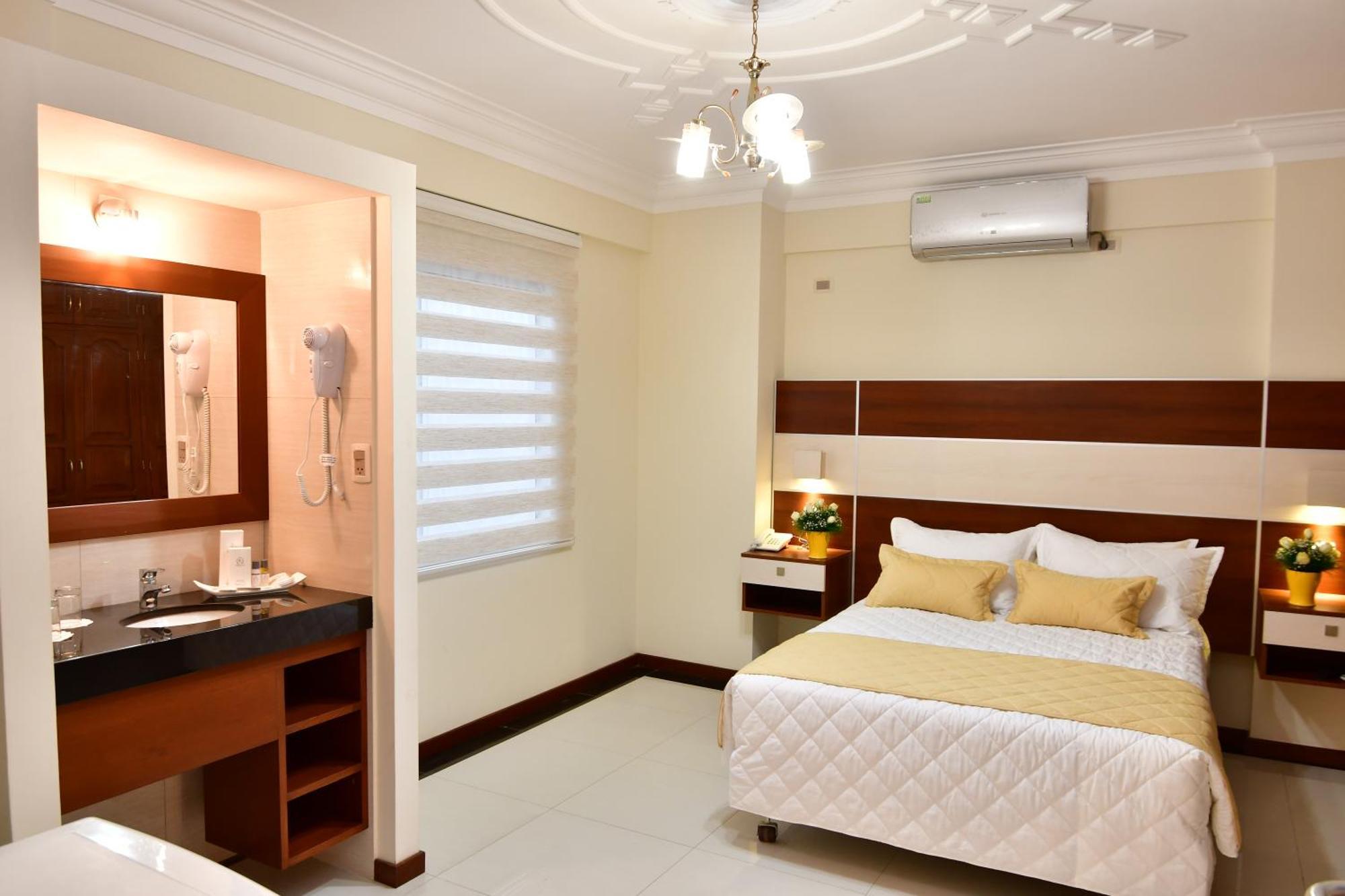 Prince Hotel Santa Cruz de La Sierra Dış mekan fotoğraf